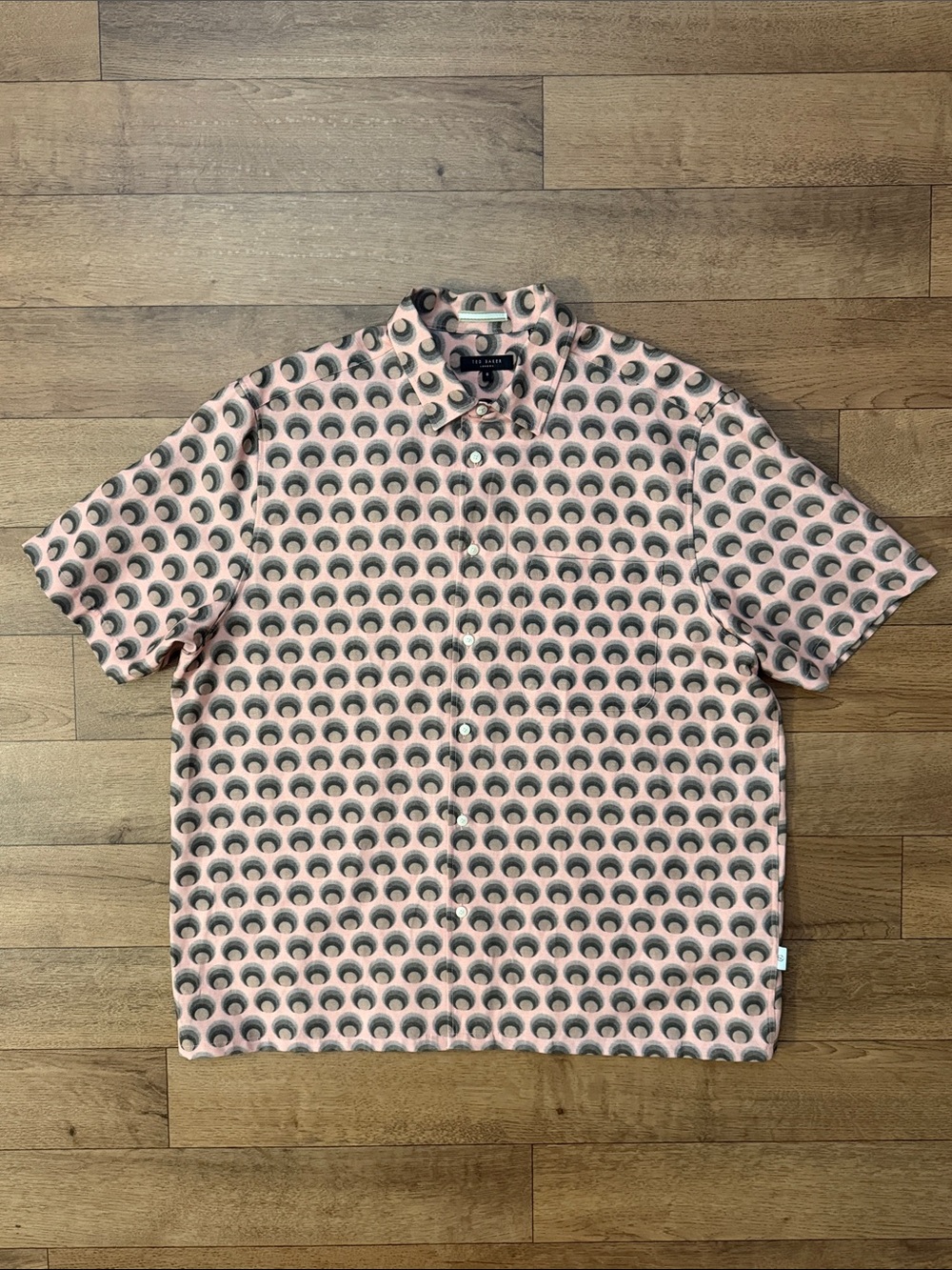 Ted Baker London Men’s Size 6 Printed Button Down Short Sleeve Quirky Business